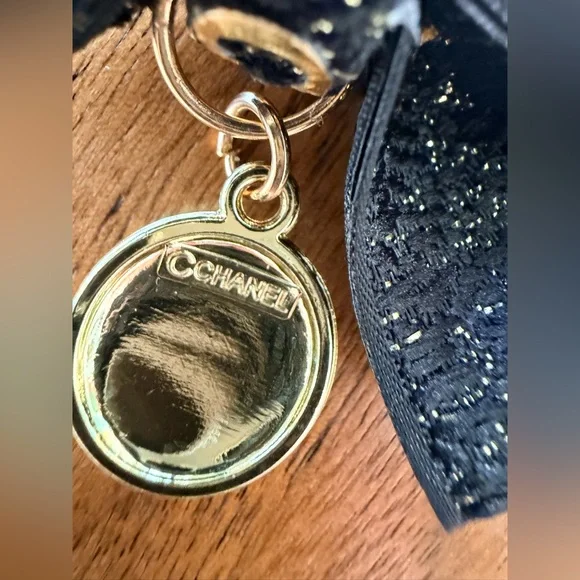 Chanel Sparkling Blue Tweed & Pearls Bag Charm with ‘CC’ Button. NEW in Box. - Picture 10 of 12